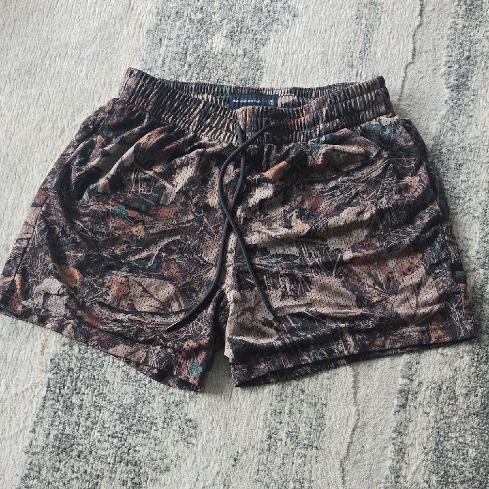 Abercrombie & Fitch Men's Camo Athletic Shorts